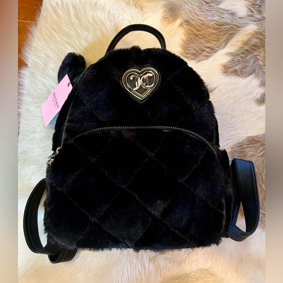 Juicy Couture NWT Black “ Let's Get Cozy” Fur Backpack Heart Pom Pom Keychain - Picture 2 of 11